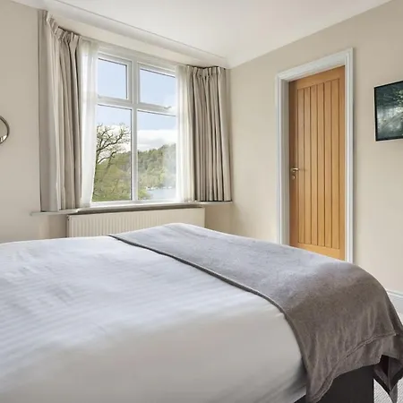 Mereside - Ridgestone Apartmán *